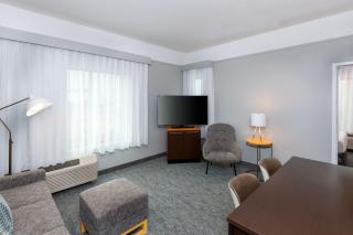 TownePlace Suites Buffalo Airport - 8