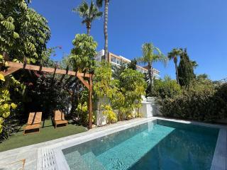 Serenity Family Villa - 5 min walk to Beach - 5