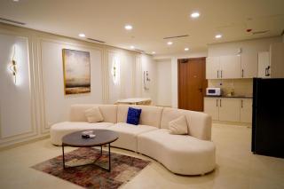 2 BD Designer Apt - Islamabad and Mountain Views - 0