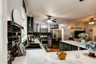 half Mi to Sapelo River Family Home with Large Yard - 3