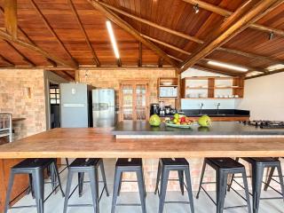 Casa frente mar com 7 suítes e piscina exclusiva - 1