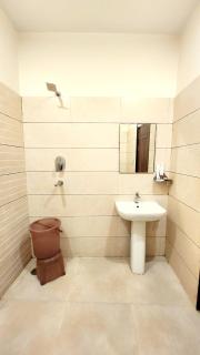 Hotel Krishnas Near Golden Temple - 9