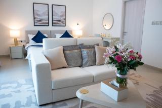 Luxury Yas Golf Studio Next to Yas Parks - 9