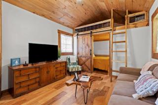 Hot Tub - Sit and Stay Cabin in Red River Gorge KY - 5