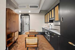 Freeman 503 by Rove 1BR Condo with Shared Amenities - 3