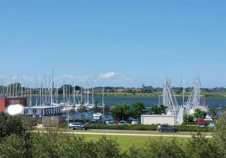 Strandzeit mit Binnenseeblick - 1