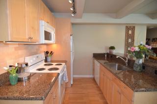 Atelier Condo 1035 - 5