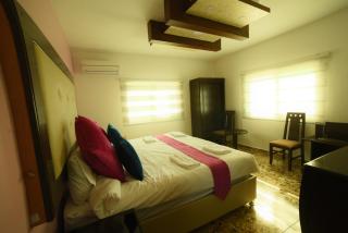 Petra Guests Hotel - 8