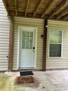 Cozy 3BR 1BA Basement - 9