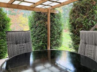 Cozy Forest Hideaway with Hot Tub - 7