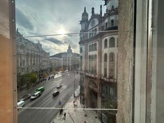 Golden Grace - Budapest - 9