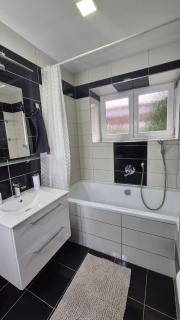 Moderní apartmán v blízkosti centra,Wifi,Netflix - 5