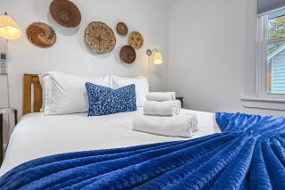 Plymouth Court Turret Retreat - 6