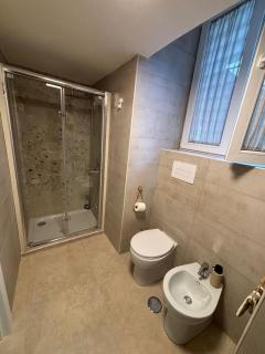 Metro House - Naples - 4