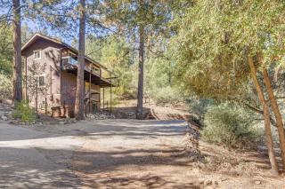 Walk to Village! Romantic Pine Mtn Nature Escape - 7