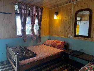 Rishi Homestay - 1