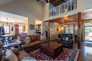 Stoney Brook Cottage at Echota - 3