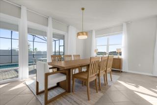 Elegant 6BR Home Perfect for Families - Orlando - 2