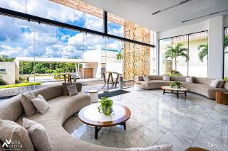 Modern condo 9 minutes from the beach - 0