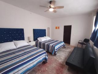 Parras, céntrico, cerca de bares, restaurantes y cajeros - 4