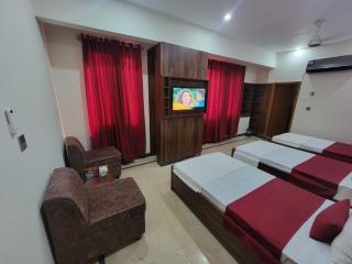 Airport Guest House - JIA - 1