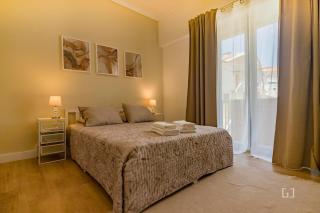 Cantinho na Amadora, a 5-minute walk from the train station - 9