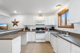 The Loose Moose Lodge #7 at Downtown Grand Lake n - 1