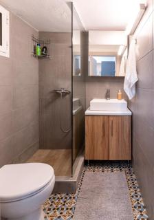 Balcony Breeze Thessaloniki 3BD - 5