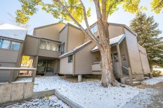 Pay Day Condominiums - 9