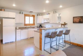 The Loose Moose Lodge #2 at Downtown Grand Lake - 1