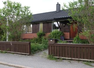 Charming Family Villa Near the City - 0