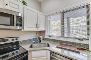 Steps to Lake Tanglwood Tranquil Wooded Retreat - 5