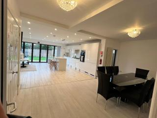 Beautiful new home in Headington - 1