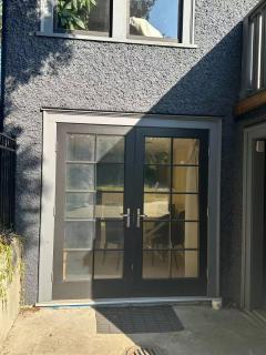 Spacious 2BR Guest Suite in Vancouver - 9