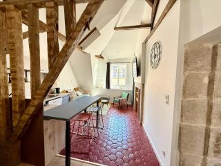 Perfect pied-à-terre in Dijon - 2