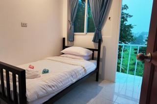 Cha Cha Guesthouse - 8