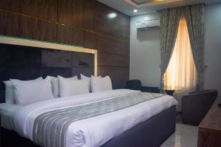 Chinbell Luxury Hotel & Suites - 8