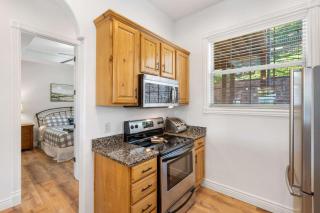 Always 80 and Sunny - Silver Dollar City - 6