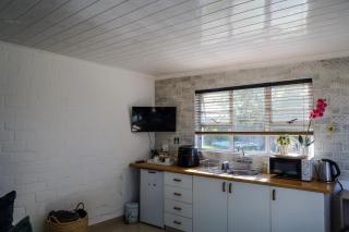 Cozy Garden Cottage - Durbanville, Cape Town - 1