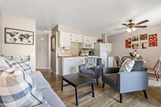 Branson Fall Creek Retreat with Deck Views - 5