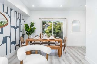 Sunset Views from Private Rooftop in Luxe Townhome - 1