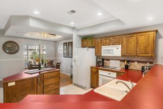 Legacy Walk-In - Golf Views in Great Location - 1