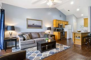 Holiday Ridge Retreat 10 - Holiday Hills Branson Golf Resort Outdoor pools - 5