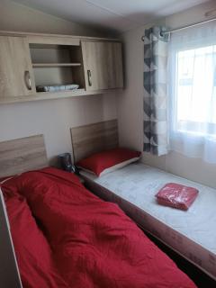 Home from home Kingfisher caravan park - 6