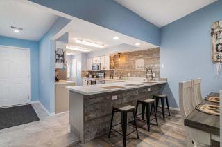 Gathering Place at the Foothills Near Parks - 9