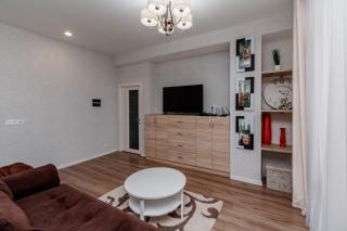 Lev Tolstoi Residence and Starostenco - 8