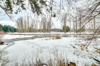 Deck and Fire Pit Yakima River Retreat in Cle Elum - 9