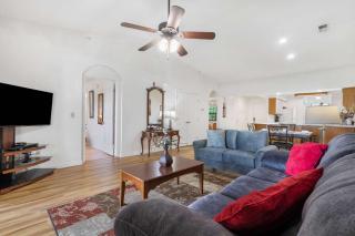 Home Away from Home - Close to DT - 8