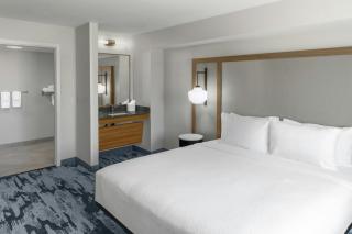 Fairfield Inn & Suites by Marriott San Francisco San Carlos - 7