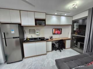 Apto ao lado do metrô de SP - 9